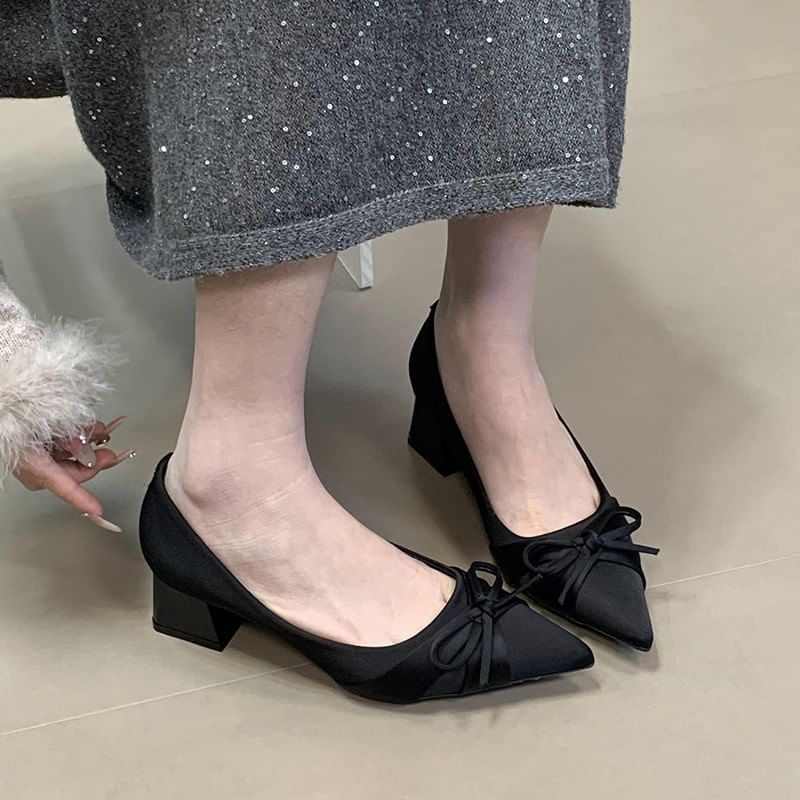 Pumps Chunky Bow Heel