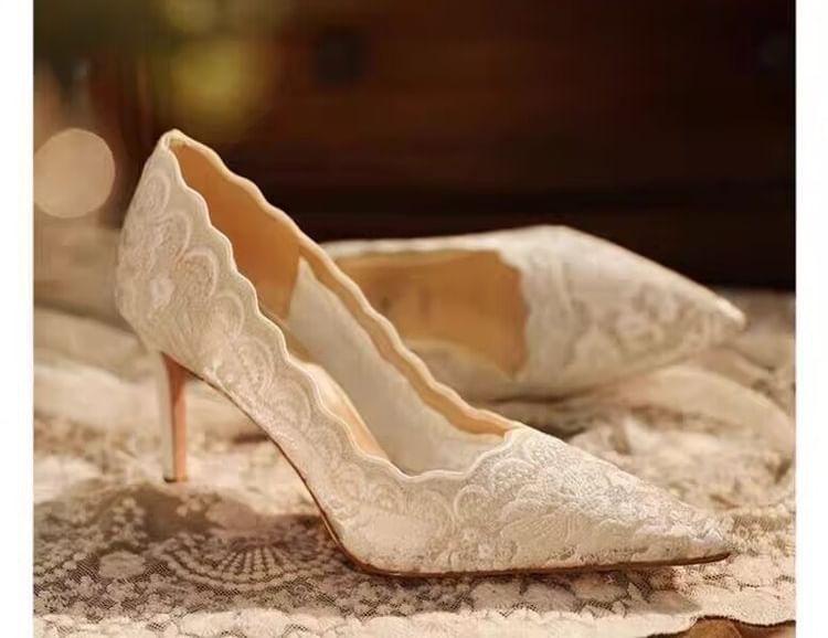 Lace Stiletto Heel Pumps