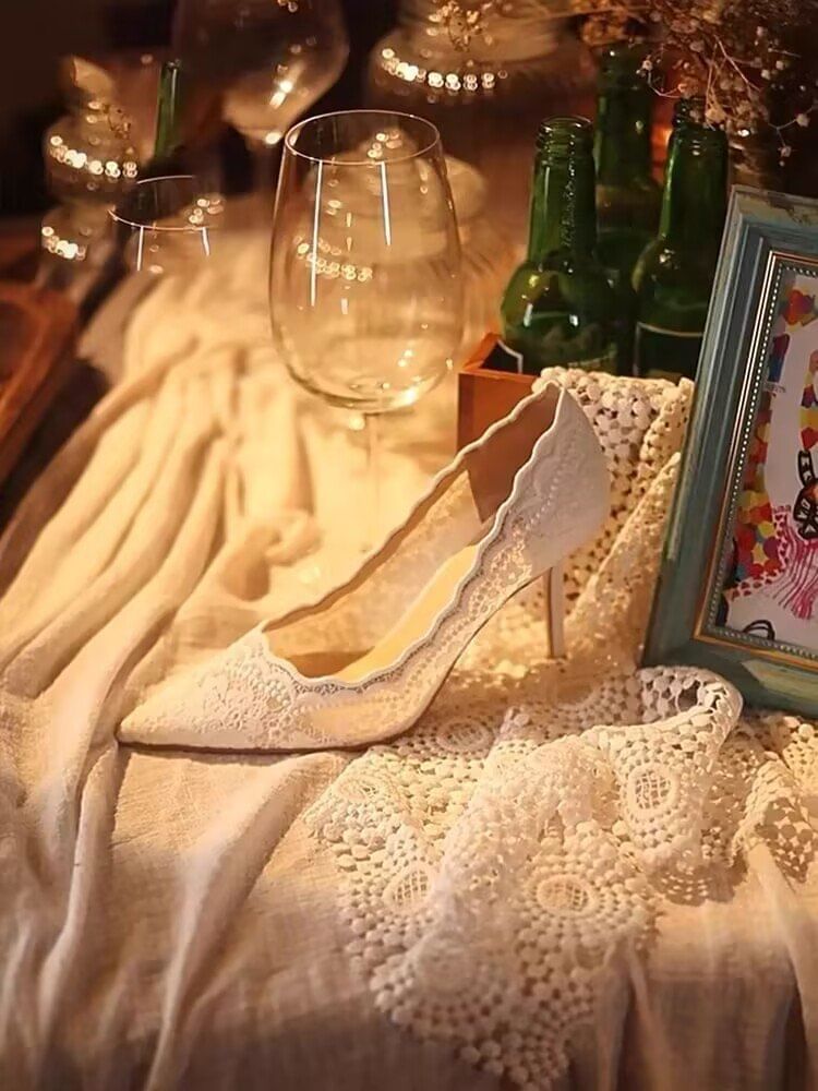 Lace Stiletto Heel Pumps