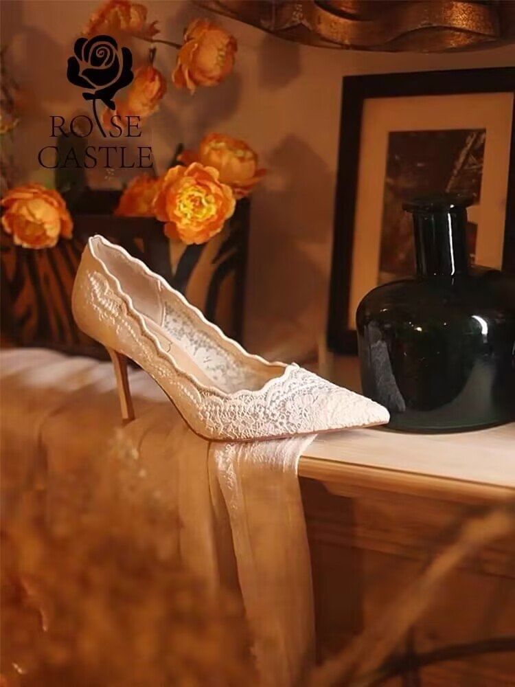 Lace Stiletto Heel Pumps