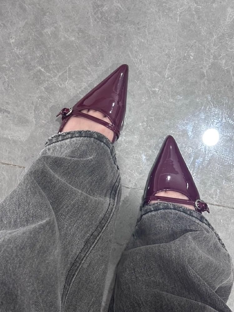 Stiletto Pumps Low Buckle Heel