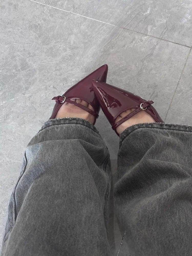 Stiletto Pumps Low Buckle Heel