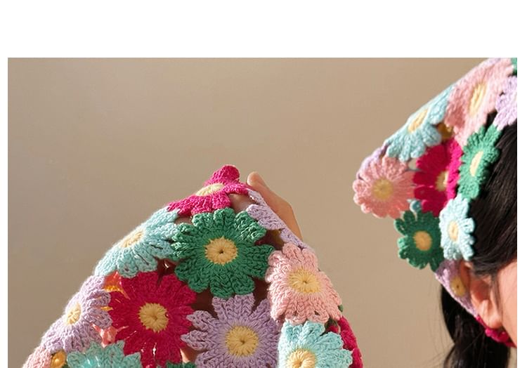 Triangle Scarf Floral Head Knit