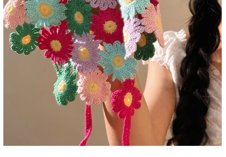 Triangle Scarf Floral Head Knit