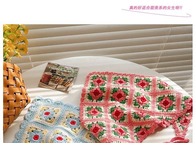 Triangle Head Scarf Floral Knit Plaid