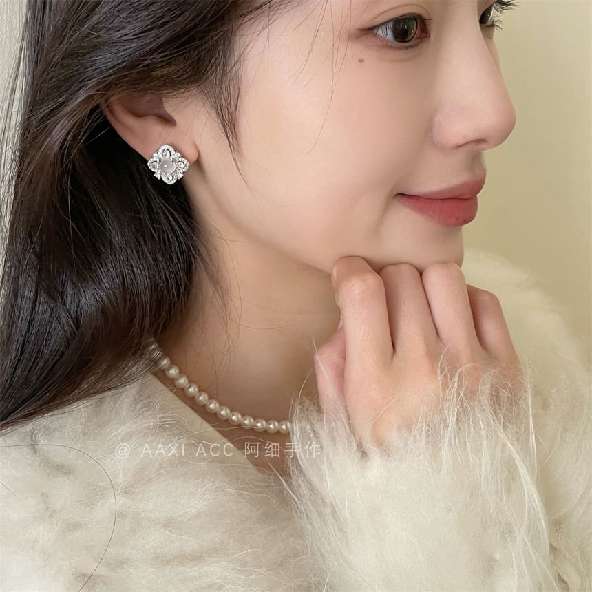 Leaf Rhinestone Stud Earring