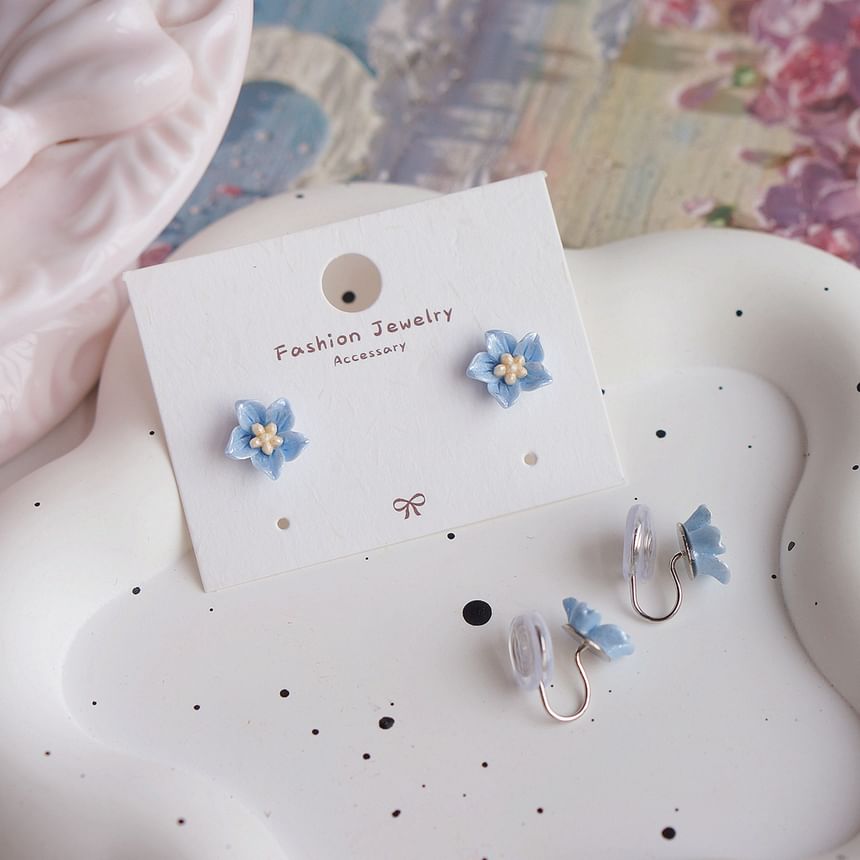 On / Earring Flower Stud Clip