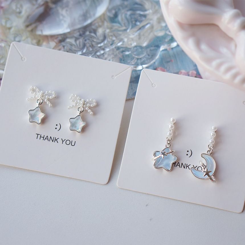 Star Pearl Dangle Earring Faux
