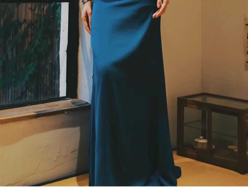 Mermaid Evening Plain Ruched Neck Halter Gown