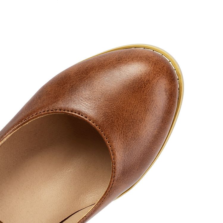 Chunky Jane Heel Mary Round Pumps Toe