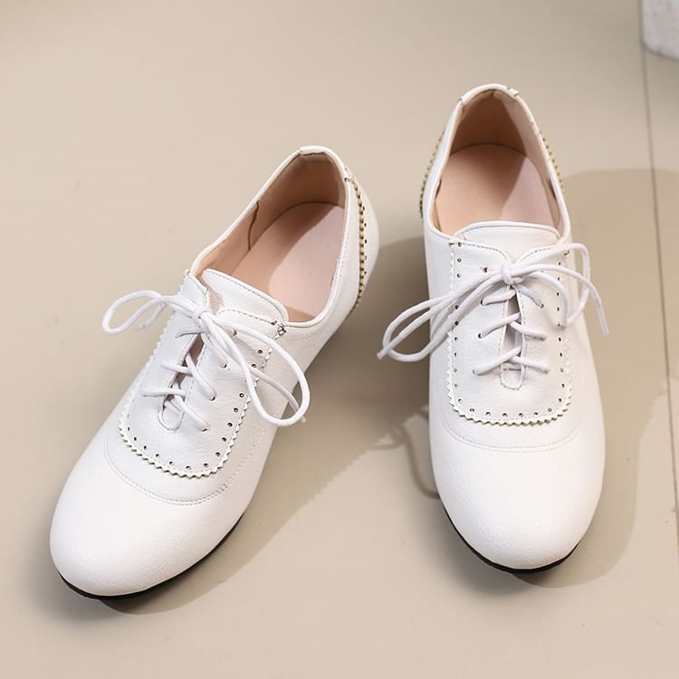 Lace-Up Heel Low Plain Brogue Shoes