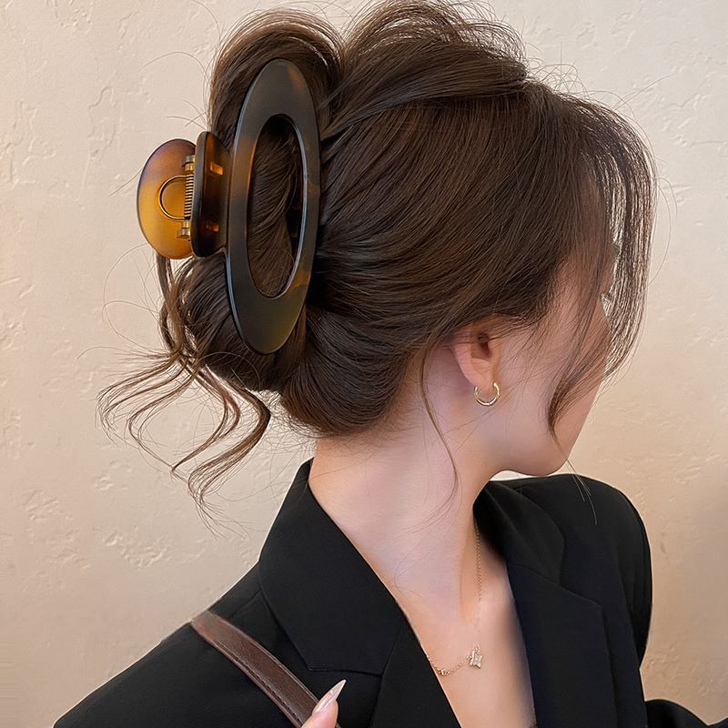 Matte Clip Claw Hair Acrylic