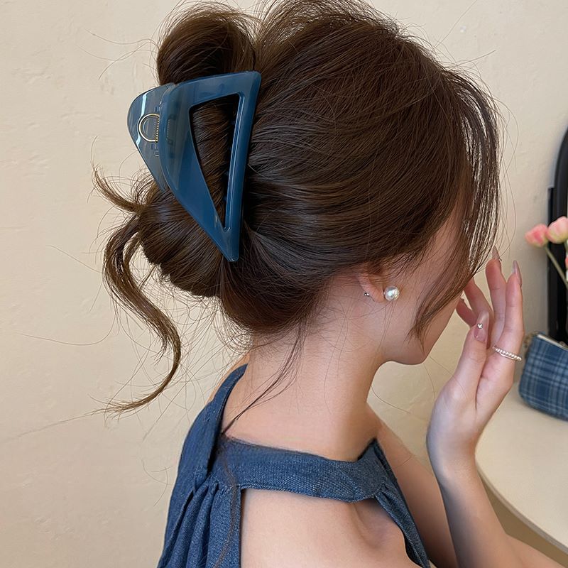 Acrylic Hair Triangle Clip Claw