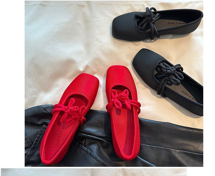 Frog Square Plain Toe Flats Buttoned Jane Mary