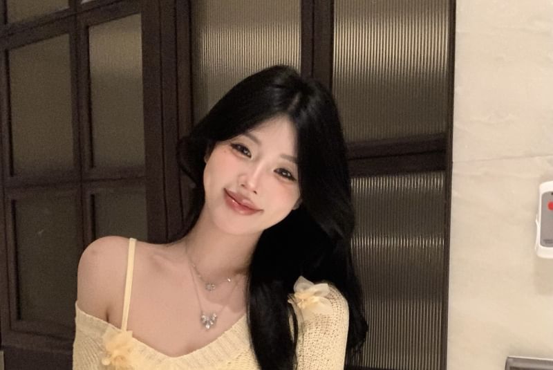 Slip Knit Mini Sheath Flower V Accent Dress Long-Sleeve Neck /