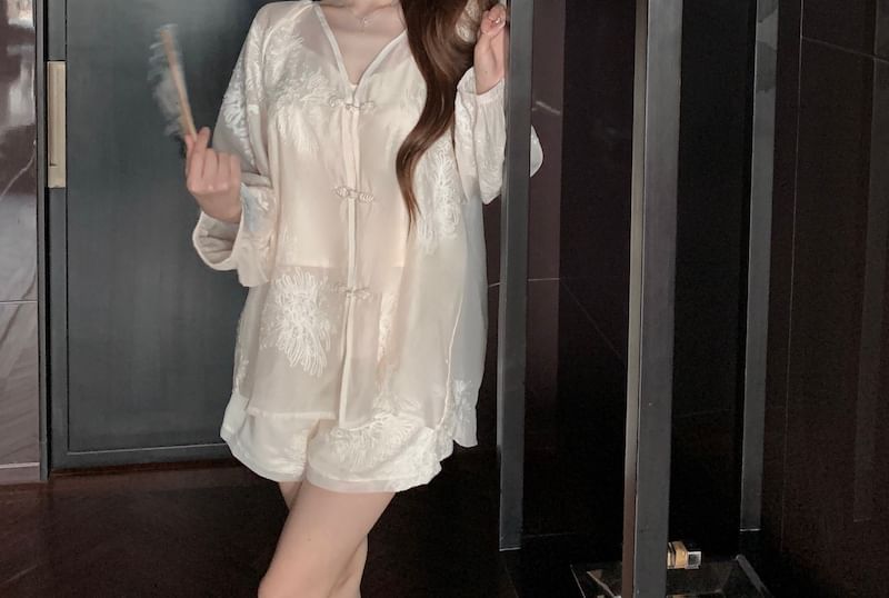 Embroidered Shorts V-Neck A-Line Blouse / Maxi Rise Set Plain Camisole High Top Flower Skirt Puff-Sleeve