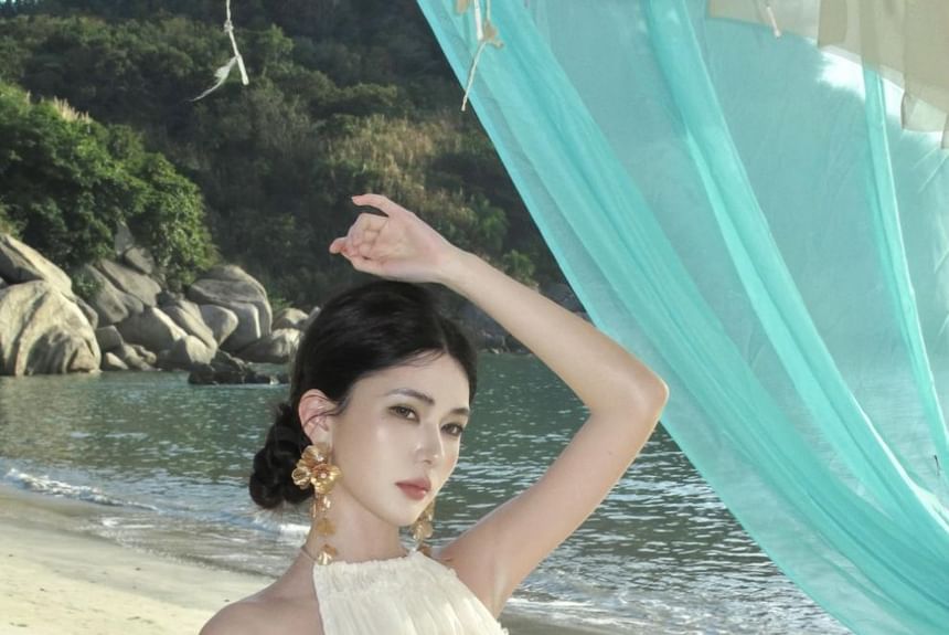 Set: Plain Crop Top Halter Rise Cami Maxi + A-Line Skirt High Neck