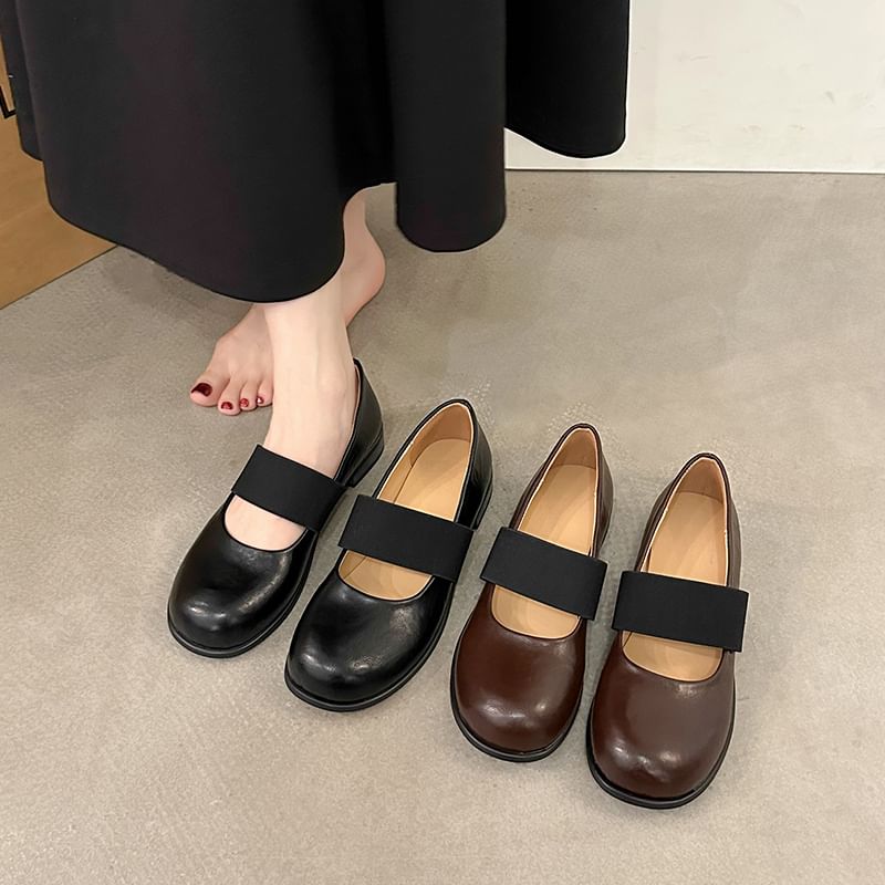 Jane Mary Leather Pumps Faux