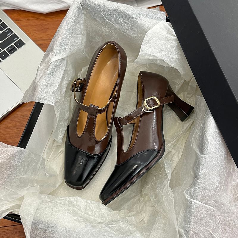 Toe Square Cap T-Strap Pumps