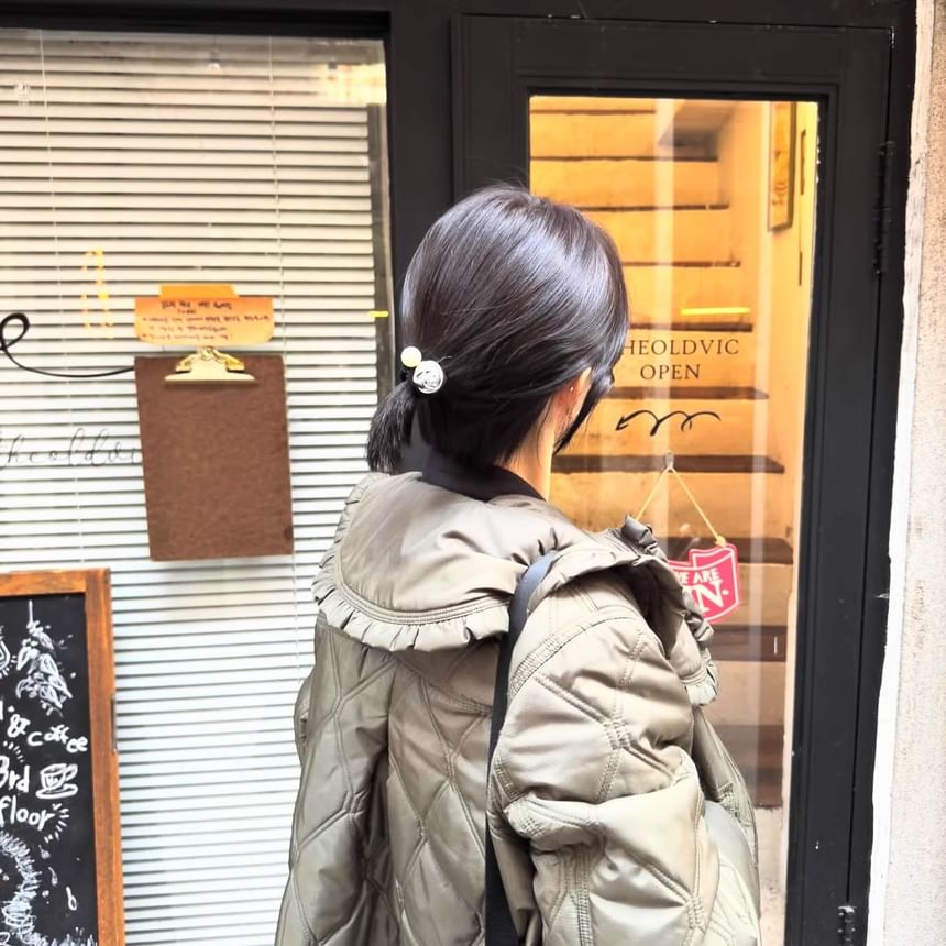 Pearl Hair Flower Tie Faux