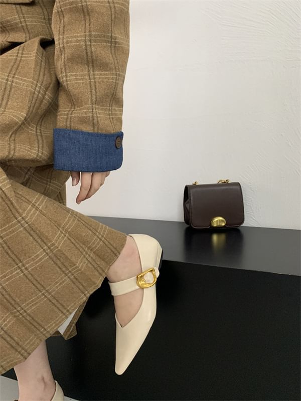 Pointed Faux Mary Jane Leather Shoes Toe Plain