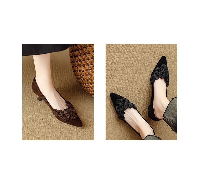 Flower Pumps Accent Pointed Kitten Heel Toe Plain