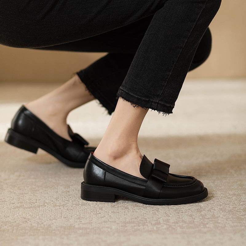 Leather Accent Faux Loafers Bow Plain