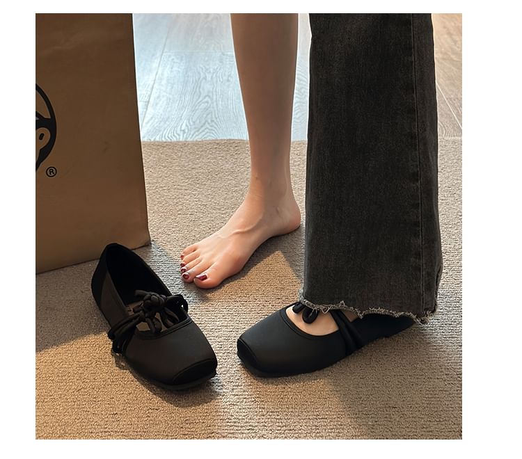 Jane Frog Flats Toe Square Plain Buttoned Mary