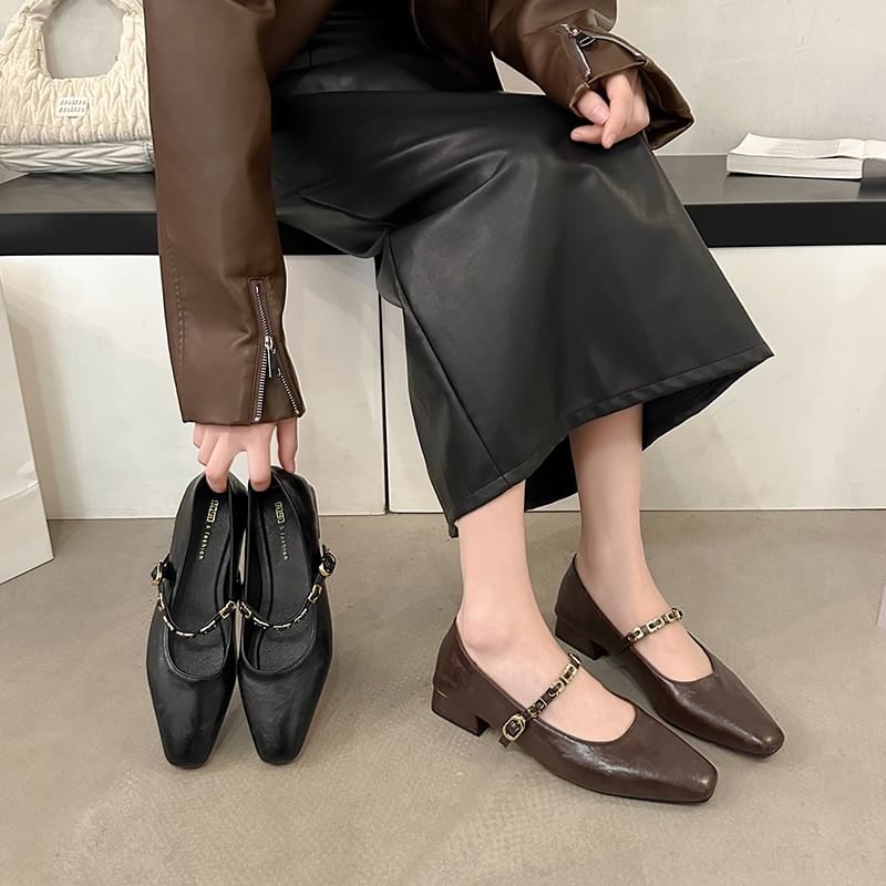 Chunky Faux Mary Jane Leather Buckled Pumps Heel