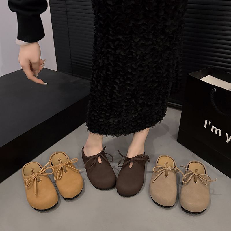 Bow Accent Plain Platform Mules
