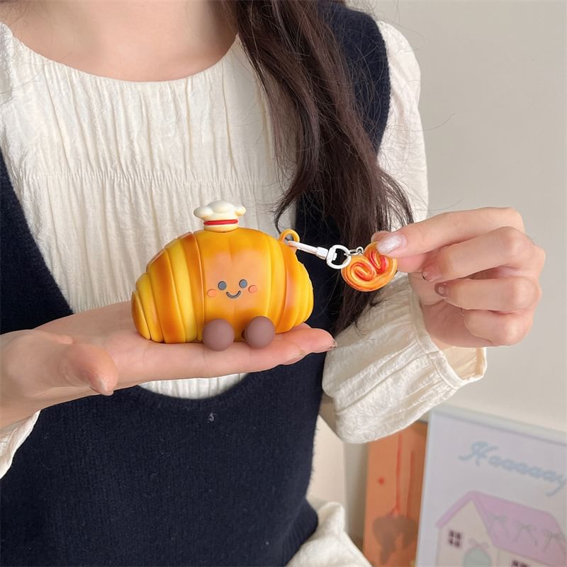 AirPods Set / Pro Case Skin Croissant Earphone Charm