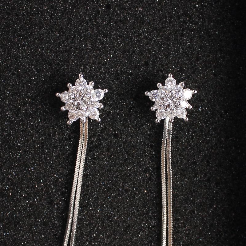 Dangle Rhinestone Clip-On / Star Fringed Earring