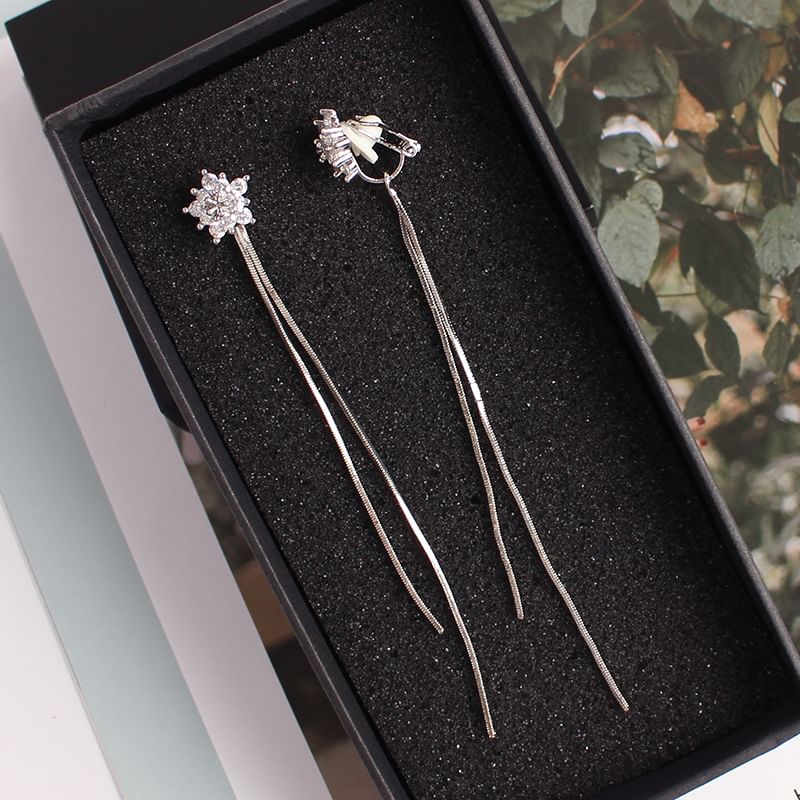 Dangle Rhinestone Clip-On / Star Fringed Earring