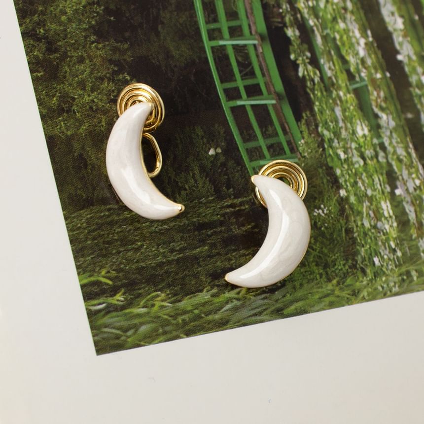 Stud Earring Moon Clip-On Ear /
