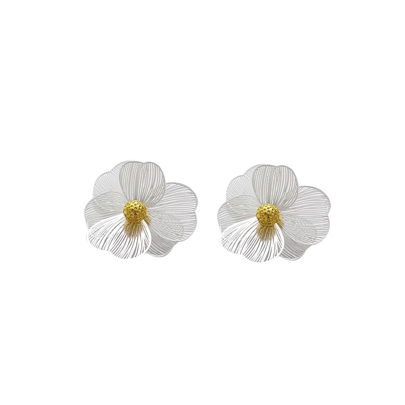 Flower Earring Clip-On Ear / Stud