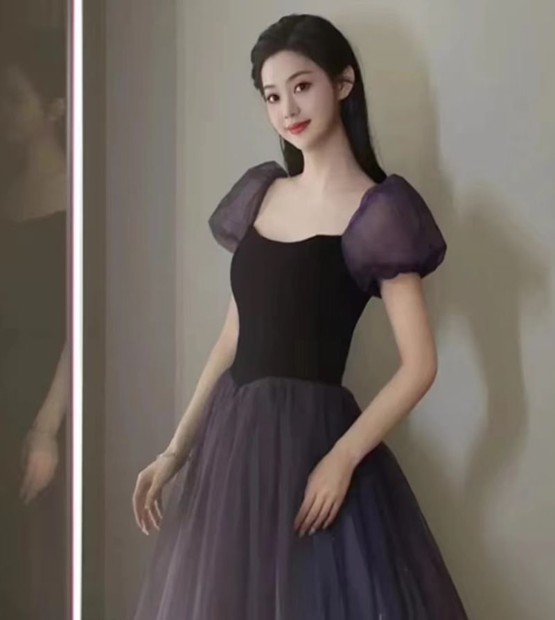 Short Sleeve Scoop Neck Glitter Two Tone Evening Ball Gown