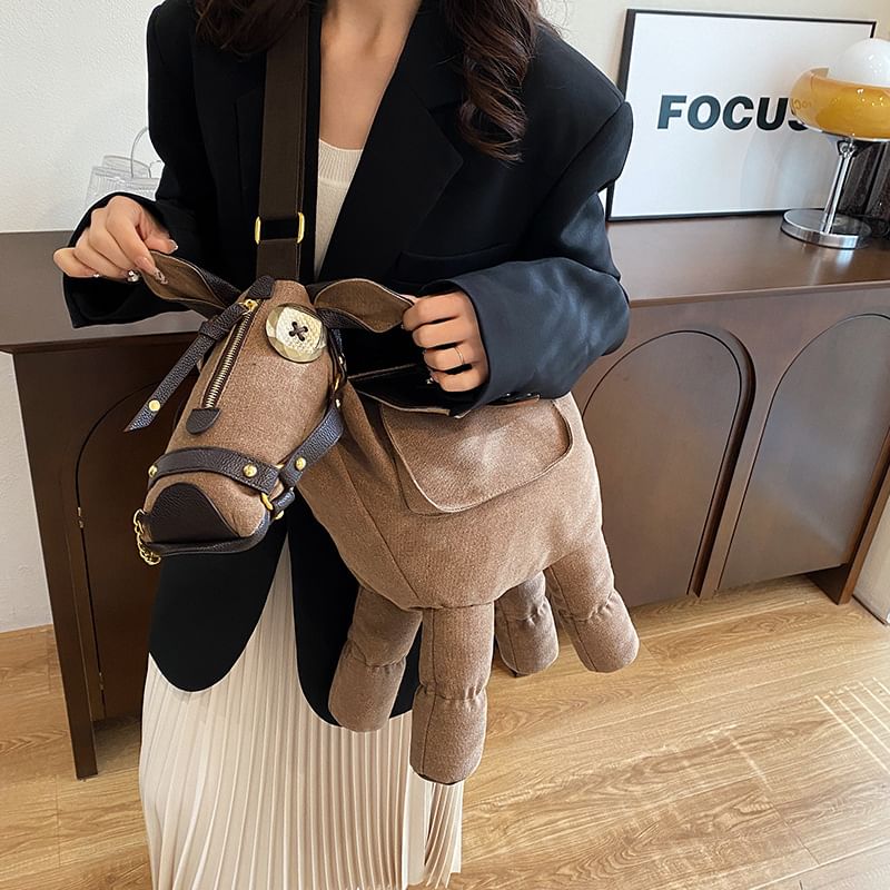 Bag Horse Crossbody