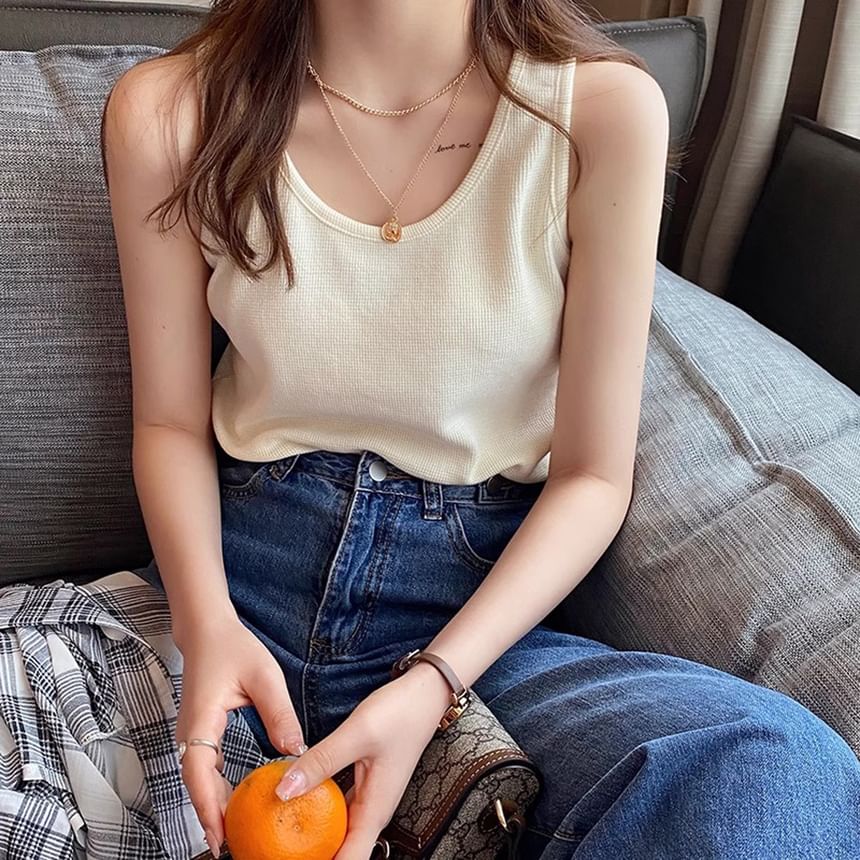 Neck Tank Plain Top Scoop