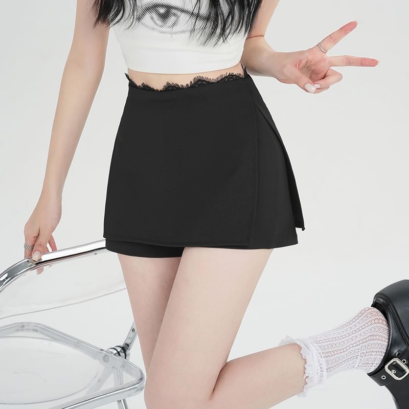 Slit Lace Skort Waist High Trim