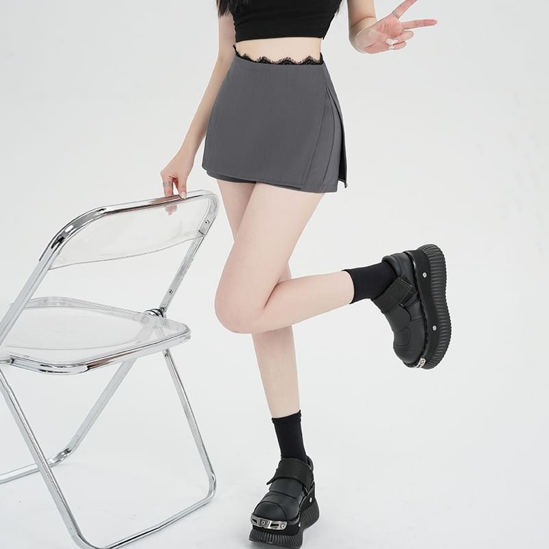 Slit Lace Skort Waist High Trim