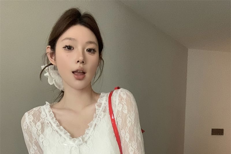 V-Neck Sleeve Long Lace Crop See-Through Top Floral