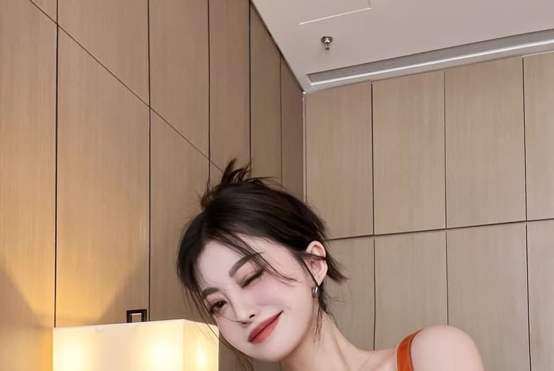 Top Off-The-Shoulder Crop Trim Lace Ruffle Short-Sleeve