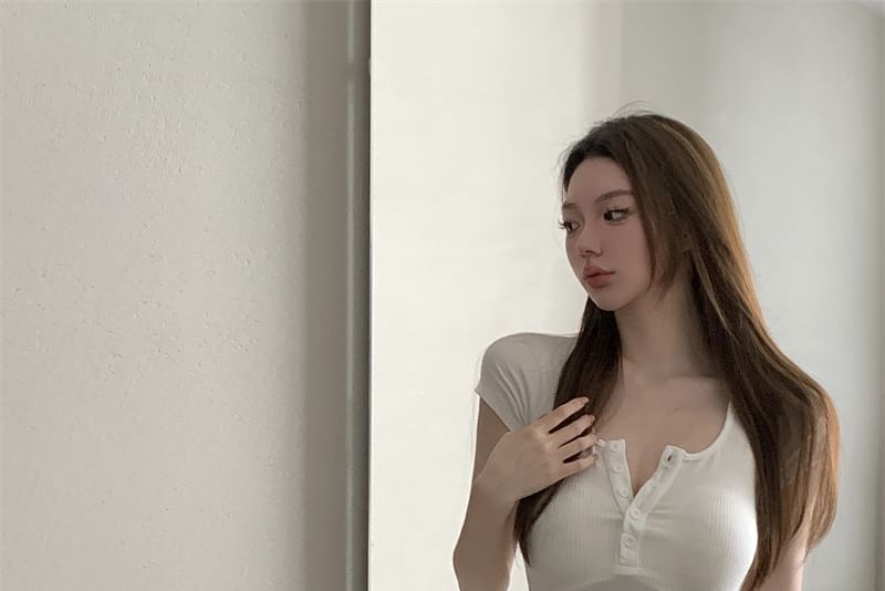 Hot Plain / Scoop Waist Crop Contrast T-Shirt Short-Sleeve Pants High Neck Trim