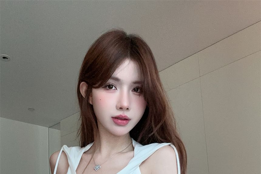 Sleeveless Plain Crop Hooded Top V-Neck