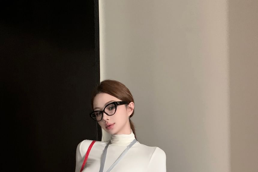 A-Line Tee Plain Skort Slit High / Slim Striped Waist Mini Fit Short-Sleeve Turtleneck