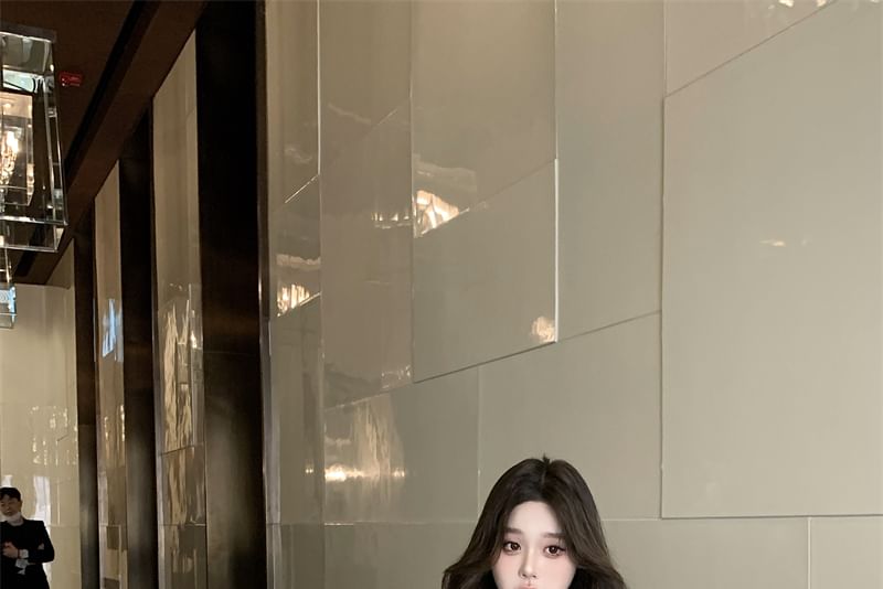 Set: Camisole Top V-Neck Bow Peplum + Sleeve Long Plain Blouse