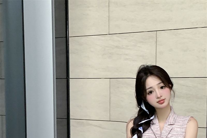 Lapel Crop Vest Collared Sleeveless