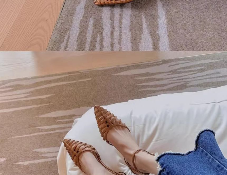 Heel Round Pointy Woven Sandals