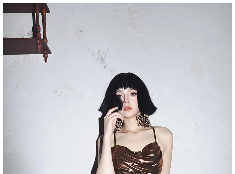 Sheath Strap Gown Metallic Evening Spaghetti Plain