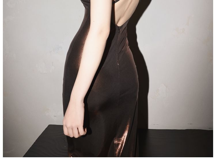 Sheath Strap Gown Metallic Evening Spaghetti Plain